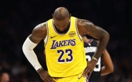 乐玩体育app下载-3连败！湖人惨败倒数第二，詹姆斯创NBA第1神迹，东契奇空砍42+8